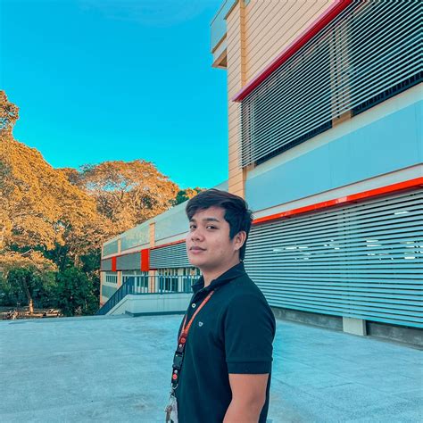 Grab your photos now mga .